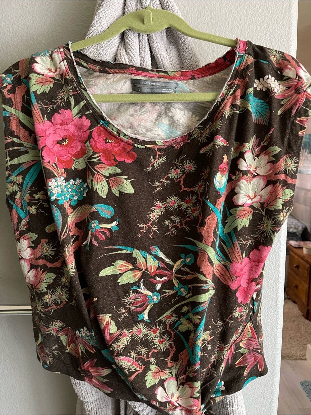 Vintage Anthropologie Floral Scoop-Neck Top - cap sleeves, floral print.